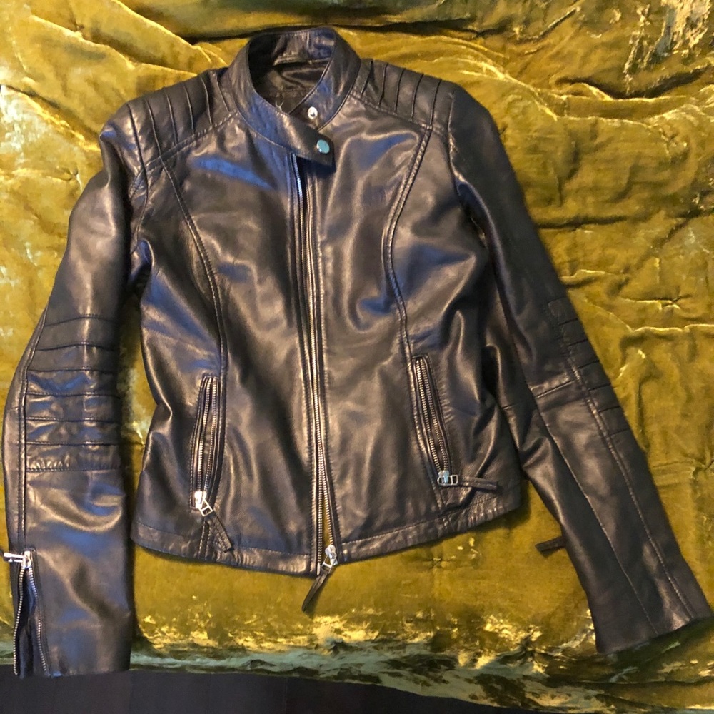 Bod and Christensen leather women’s xs zip sleeves